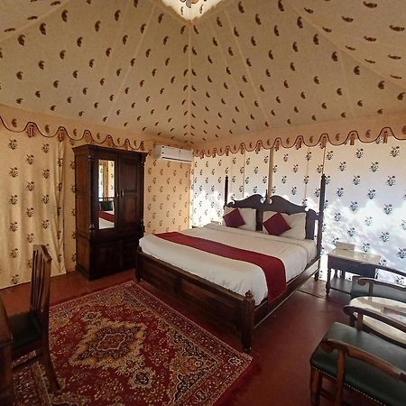 Royal Pushkar Camps- A Luxury Camp Resort ภายนอก รูปภาพ