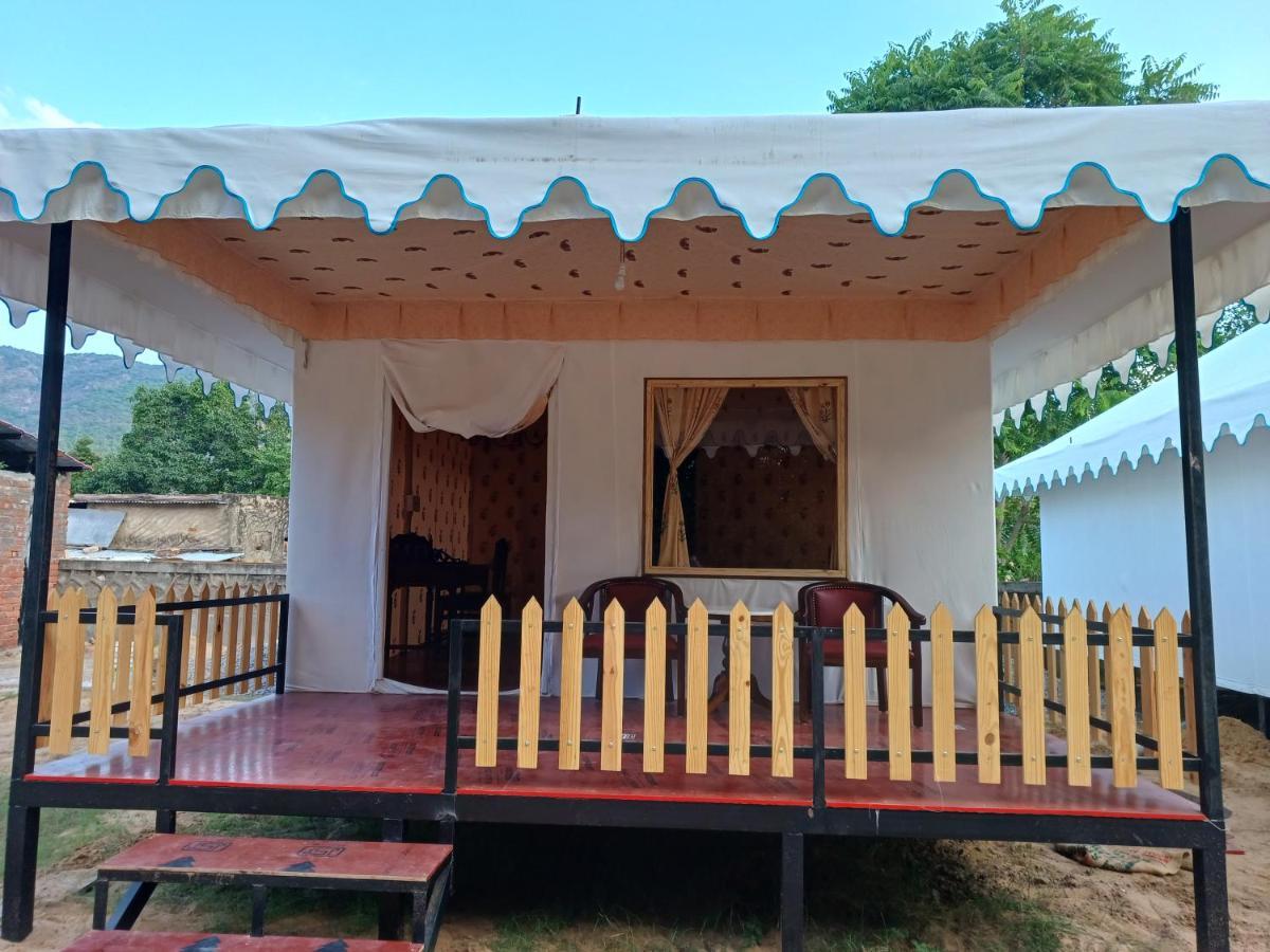 Royal Pushkar Camps- A Luxury Camp Resort ภายนอก รูปภาพ