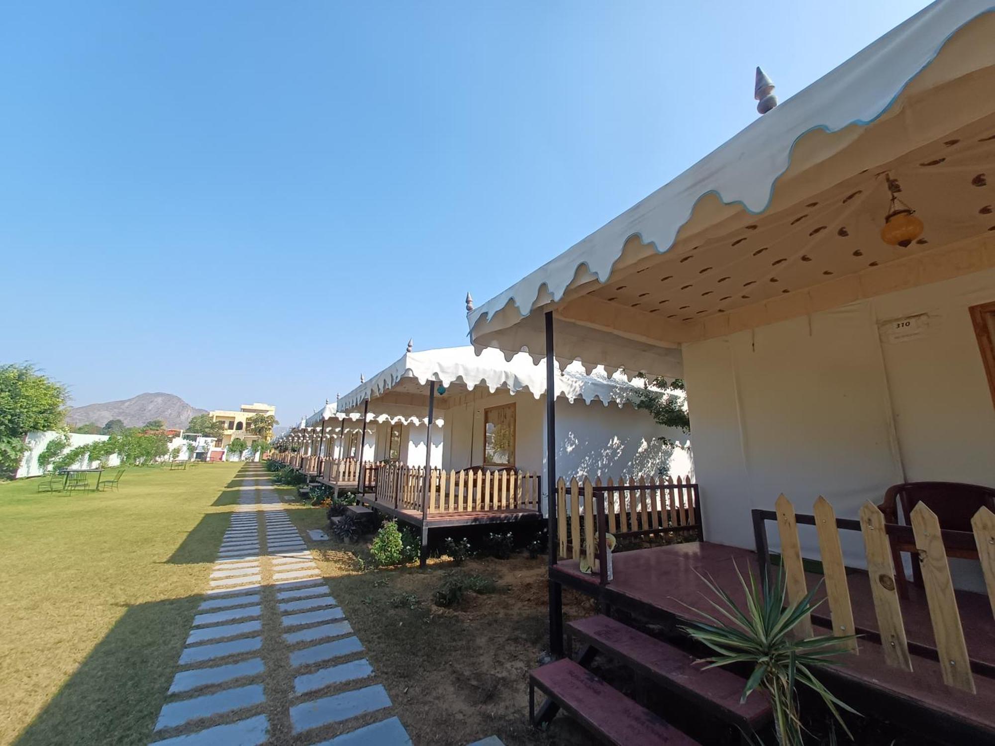 Royal Pushkar Camps- A Luxury Camp Resort ภายนอก รูปภาพ