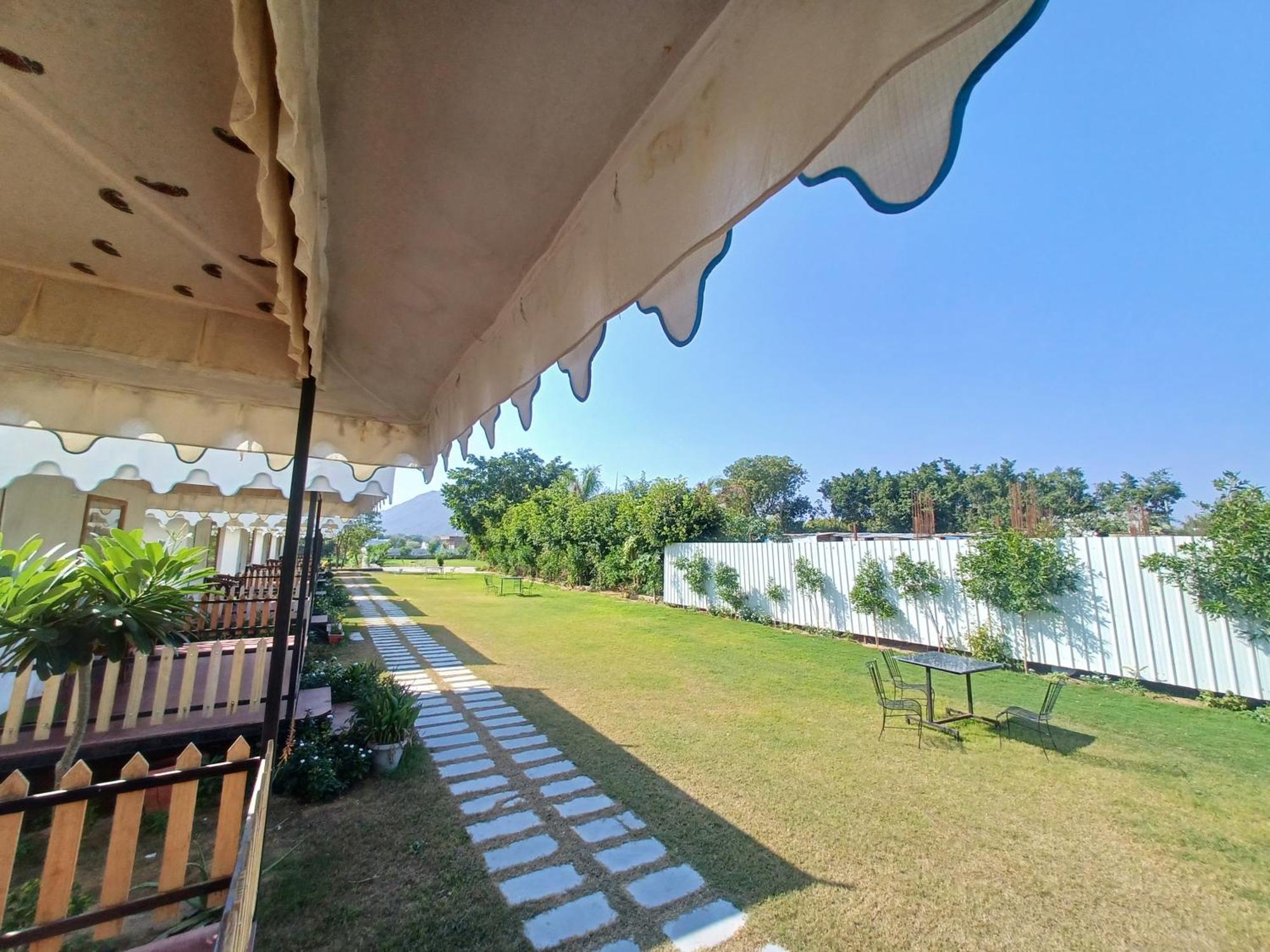Royal Pushkar Camps- A Luxury Camp Resort ภายนอก รูปภาพ